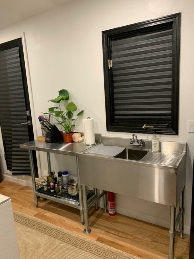 The Upper Room At Casa1022 Compound Албукерке Екстериор снимка